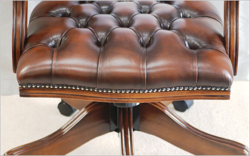9045 Viscount Chair in Oak and Brown Leather (5)